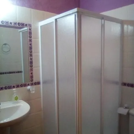 Apartamento Villa Encarna alojamientos turísticos con piscina comunitaria *
