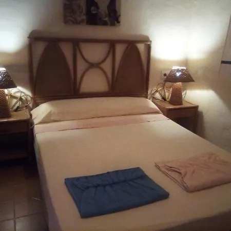 Villa Encarna alojamientos turísticos con piscina comunitaria Apartamento *
